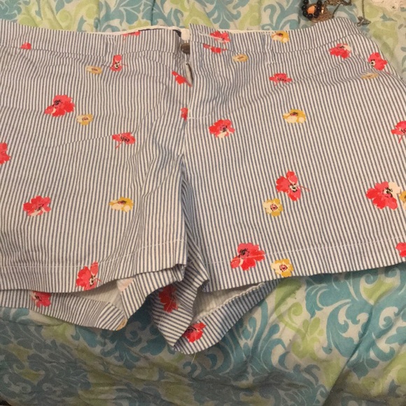 Shorts striped shorts with flowers old navy - Picture 1 of 3